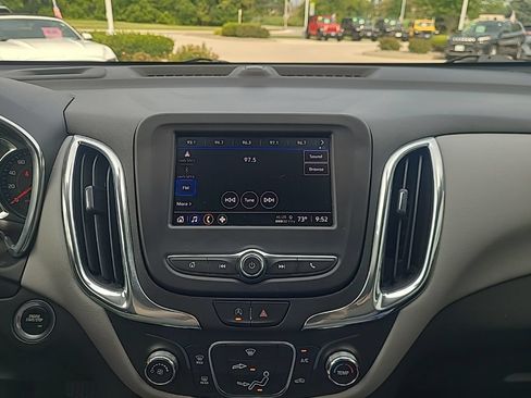 Used 2023 Chevrolet Equinox LT AWD/4WD image 23