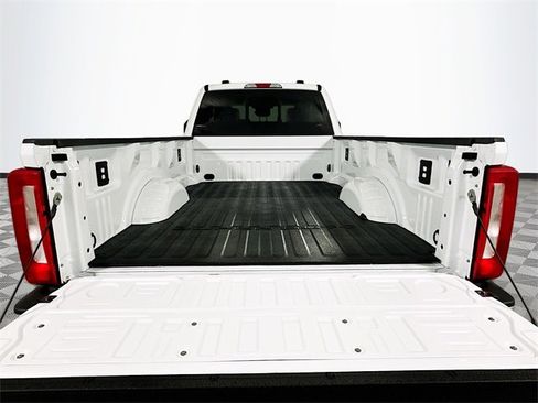 New 2026 Ford F350 XL w/ XL Chrome Package image 22