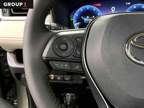 Certified 2025 Toyota RAV4 Limited image 23