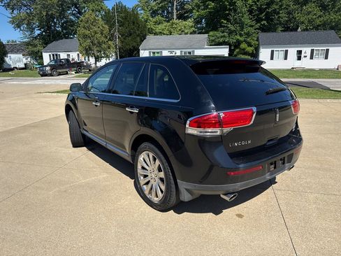 Used 2011 Lincoln MKX AWD w/ 102A Rapid Spec Order Code image 8