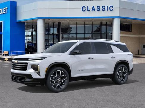 New 2026 Chevrolet Traverse High Country w/ LPO, Floor Liner Package AWD/4WD image 2