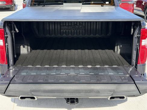 Certified 2024 Chevrolet Silverado 1500 High Country w/ High Country Premium Package image 31