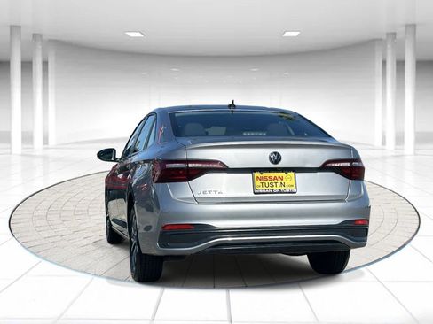 Used 2024 Volkswagen Jetta S image 3