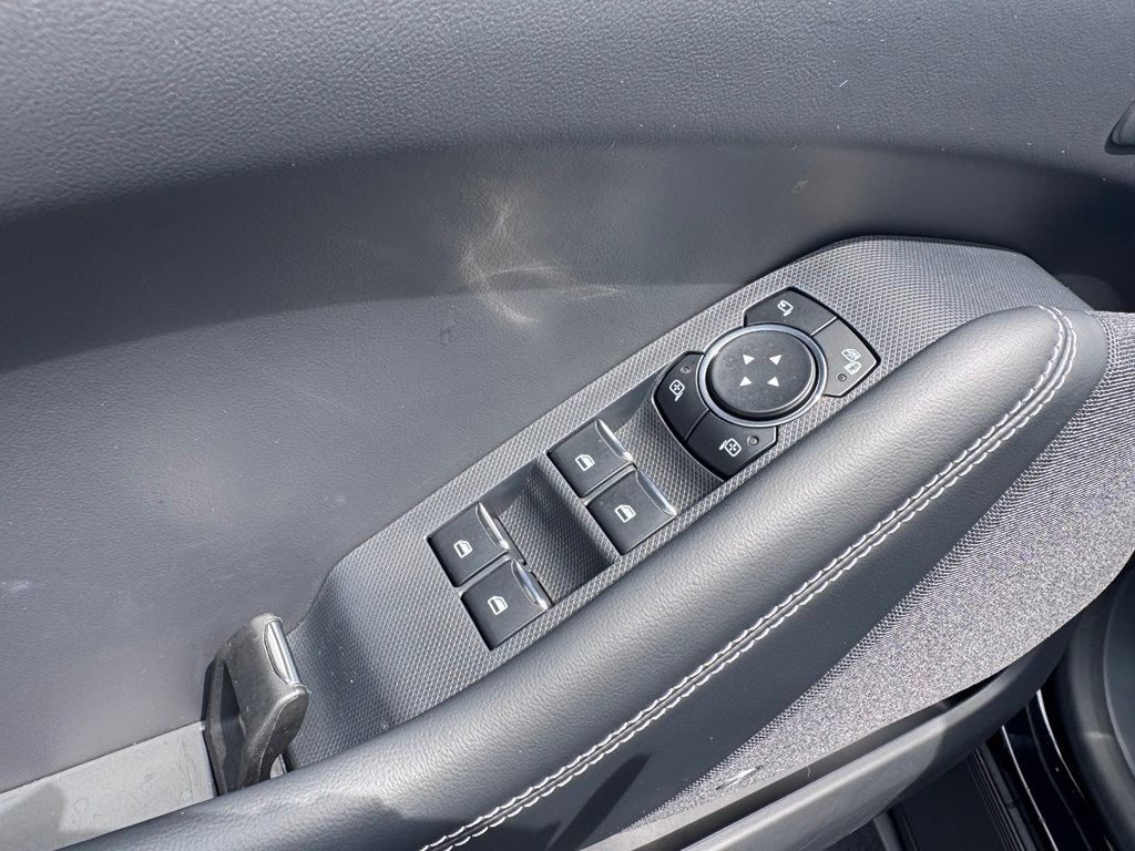 Used 2025 Ford Mustang Mach-E Premium RWD image 23