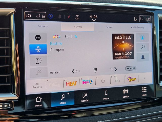 New 2025 Chrysler Pacifica Select FWD image 20