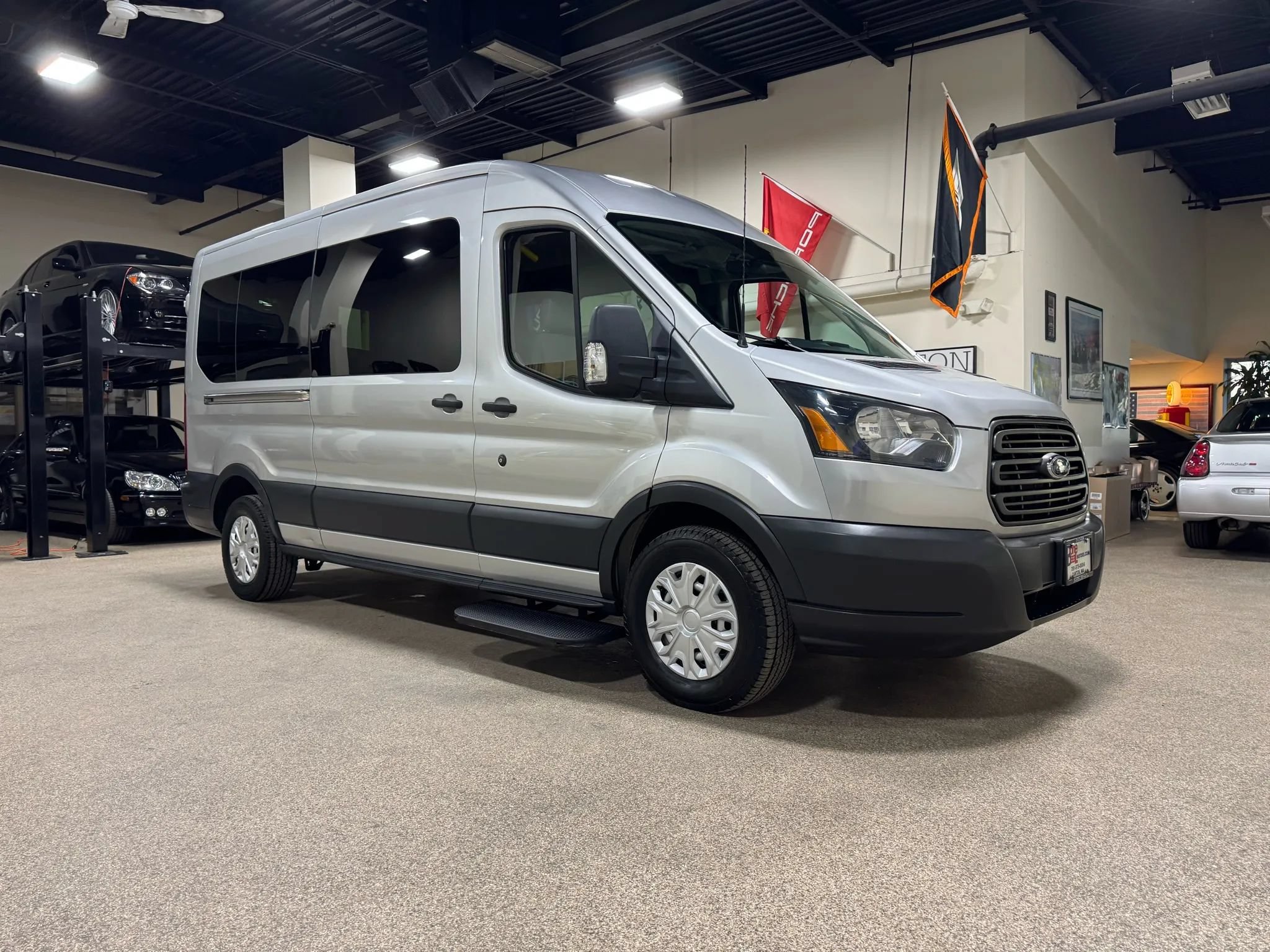 Used 2015 Ford Transit 350 148 Medium Roof RWD image 4