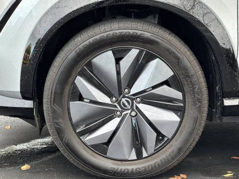 Certified 2023 Nissan Ariya AWD image 33