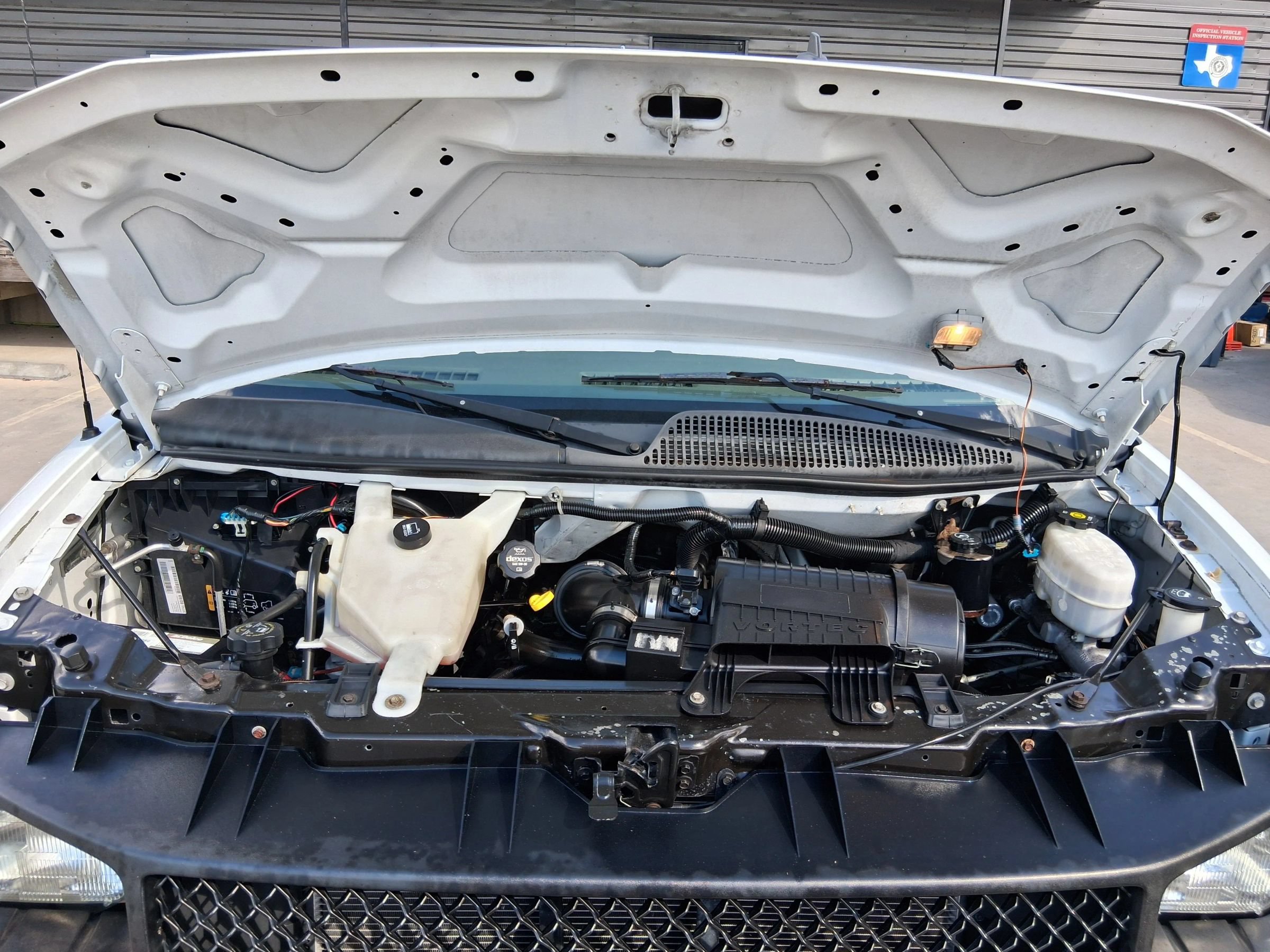 Used 2017 Chevrolet Express 2500 LS RWD image 14