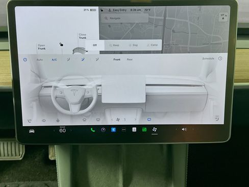 Used 2023 Tesla Model 3 Standard Range image 23