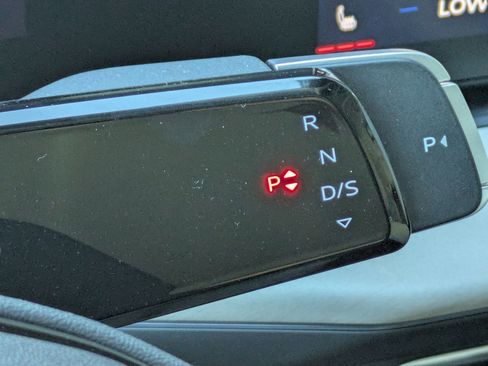 New 2026 Audi Q3 quattro 2.0T image 14