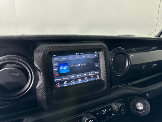 Certified 2022 Jeep Gladiator Sport AWD/4WD image 10