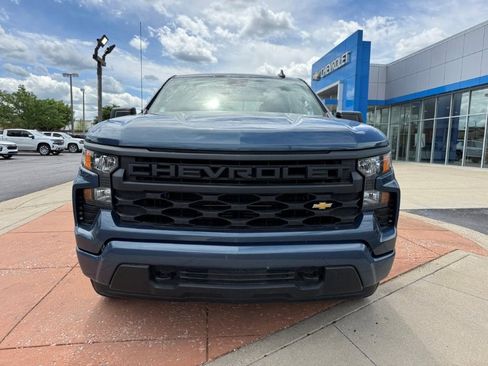 Used 2024 Chevrolet Silverado 1500 Custom AWD/4WD image 2