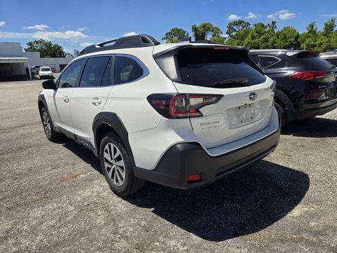 Used 2024 Subaru Outback Premium image 4