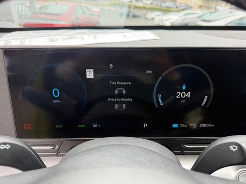 Used 2024 Hyundai Kona SEL image 14