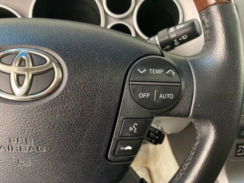 Used 2011 Toyota Sequoia Platinum AWD/4WD image 18