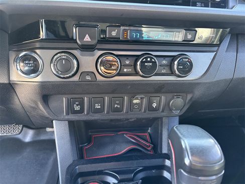 Used 2017 Toyota Tacoma TRD Pro image 21