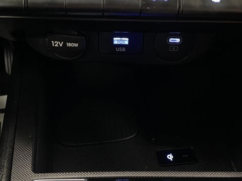 Certified 2025 Hyundai Elantra SEL image 25