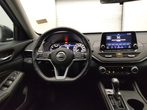 Used 2021 Nissan Altima 2.0 SR FWD image 22