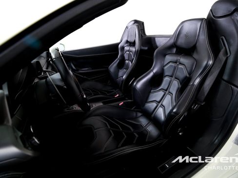 Used 2014 Ferrari 458 Spider RWD image 12