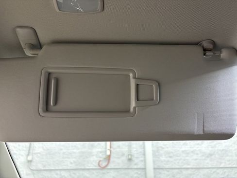 Used 2019 Volkswagen Tiguan SE image 20