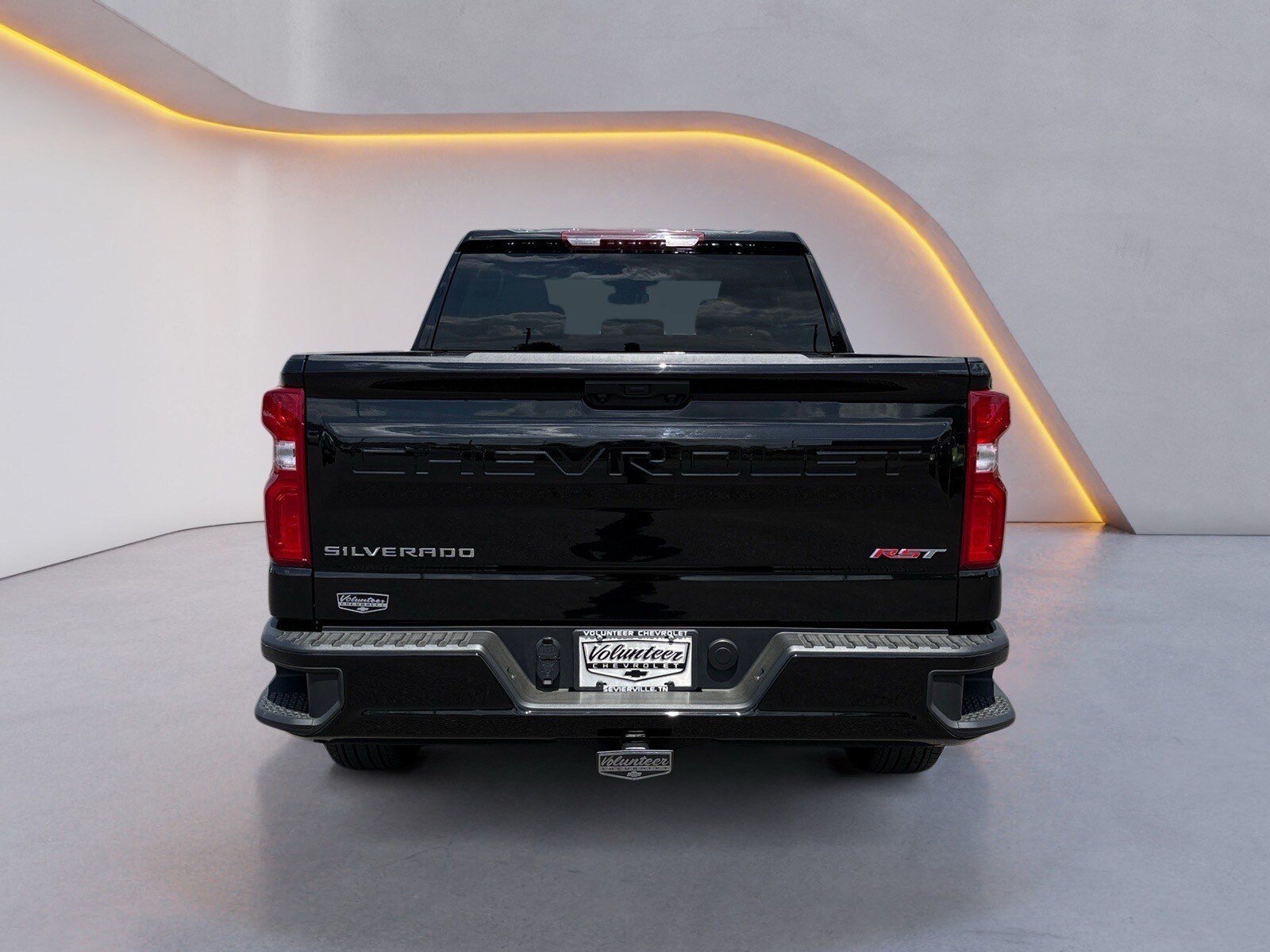 Used 2026 Chevrolet Silverado 1500 RST AWD/4WD image 4