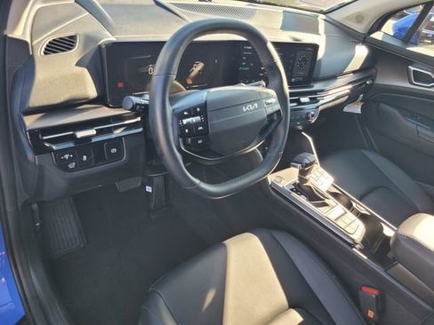 Used 2026 Kia Sportage EX w/ EX Panorama Roof Package image 9