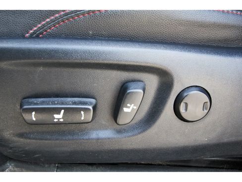 Used 2019 Toyota 4Runner TRD Off-Road Premium AWD/4WD image 25