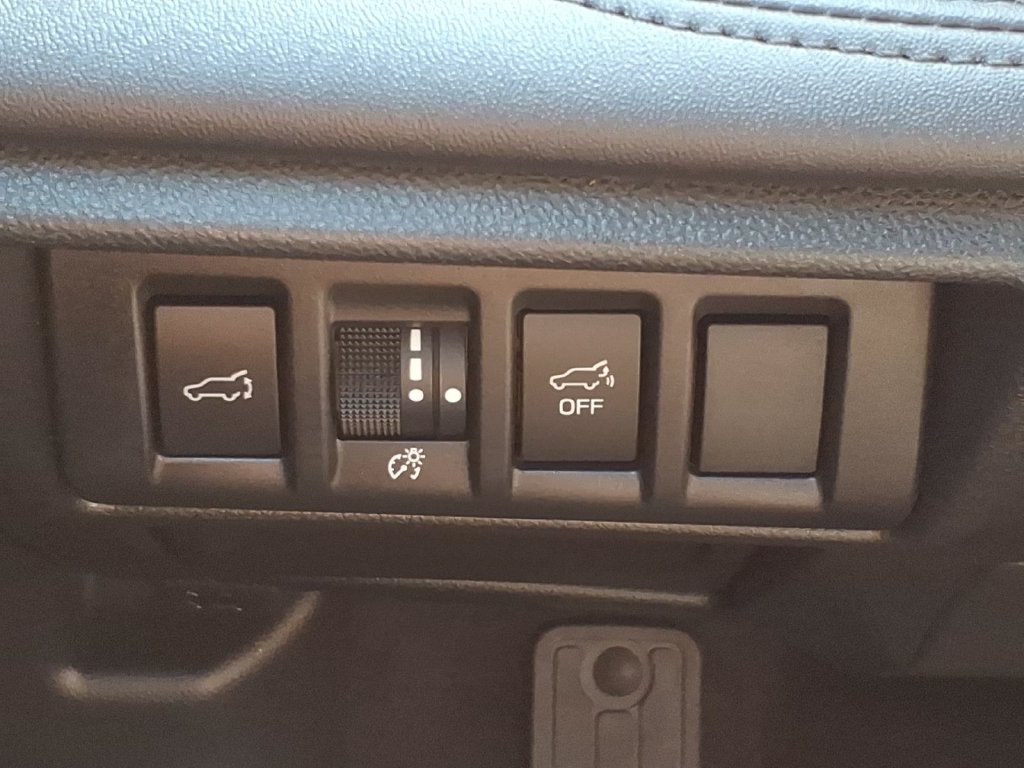 Used 2025 Subaru Outback Wilderness AWD/4WD image 14