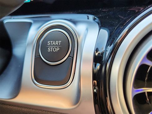 Certified 2024 Mercedes-Benz EQB 250+ image 21