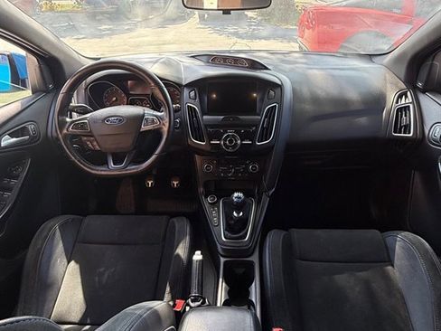 Used 2016 Ford Focus RS image 23