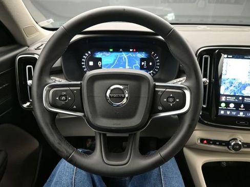 Used 2023 Volvo XC40 B5 Ultimate w/ Climate Package AWD/4WD image 23