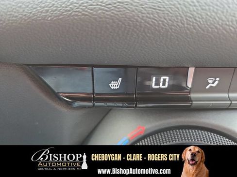 Used 2023 Chevrolet Blazer LT w/ Convenience Package AWD/4WD image 9