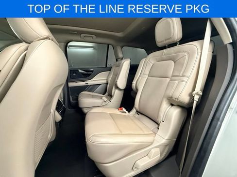 Used 2023 Lincoln Aviator Reserve w/ Equipment Group 201A RWD image 11