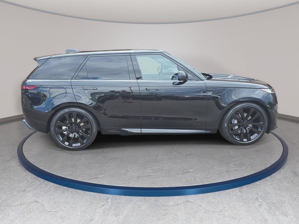 New 2026 Land Rover Range Rover Sport Dynamic SE AWD/4WD image 4