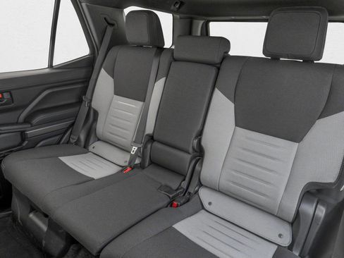 New 2026 Toyota 4Runner TRD Sport AWD/4WD image 9