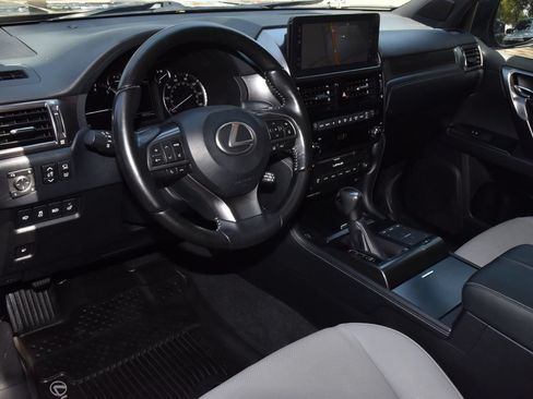 Used 2023 Lexus GX 460 w/ Black Line Special Edition AWD/4WD image 34