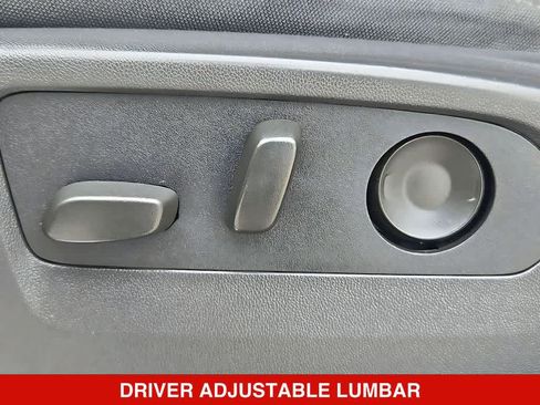 Used 2024 Chevrolet Silverado 2500 LT AWD/4WD image 18