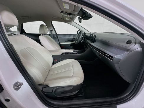 Used 2024 Hyundai Sonata SEL FWD image 29