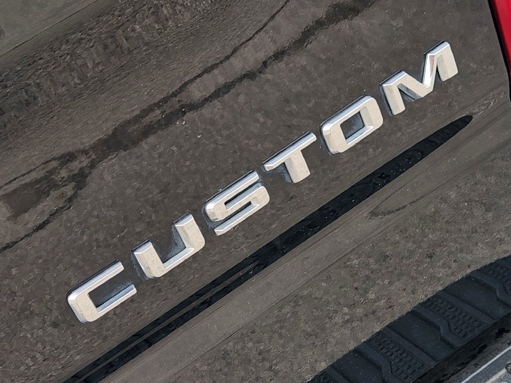 Used 2024 Chevrolet Silverado 1500 Custom RWD image 12