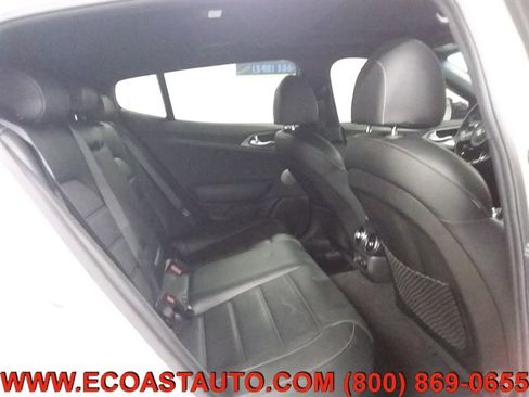 Used 2021 Kia Stinger GT2 image 16
