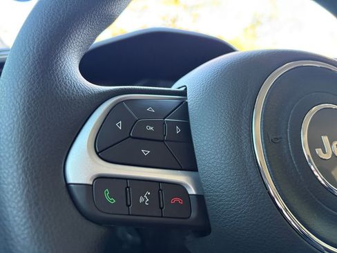 Used 2019 Jeep Renegade Sport w/ Sport Appearance Group image 13