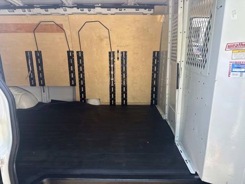 Used 2021 Chevrolet Express 2500 Extended image 10