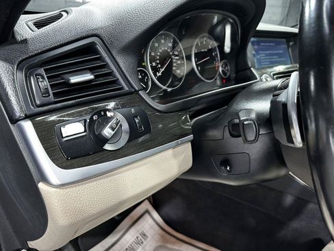 Used 2011 BMW 535i Sedan RWD image 15