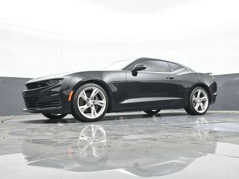 Used 2019 Chevrolet Camaro SS RWD image 42