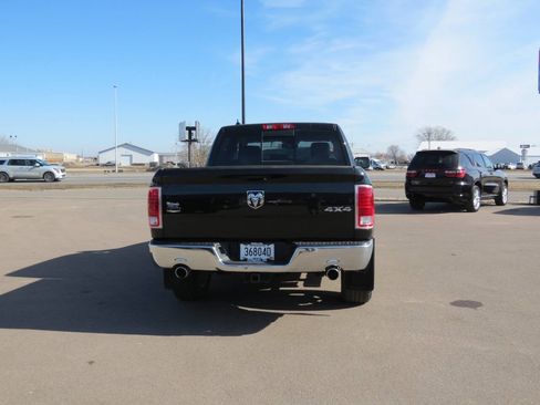 Used 2017 RAM 1500 Laramie w/ Convenience Group image 6