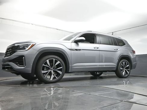 New 2026 Volkswagen Atlas SEL Premium R-Line image 36