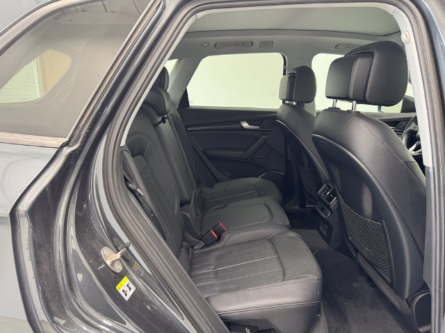 Used 2018 Audi Q5 2.0T Premium AWD/4WD image 20