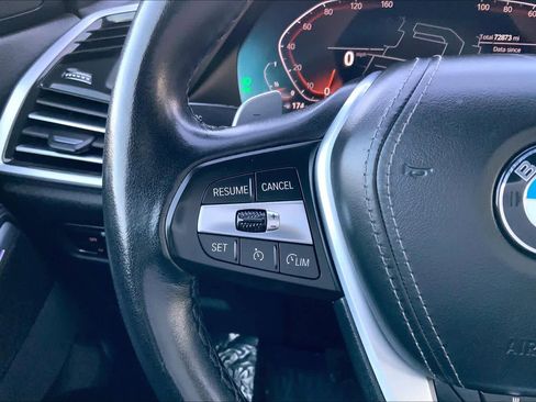 Used 2022 BMW X6 xDrive40i w/ Climate Comfort Package image 24