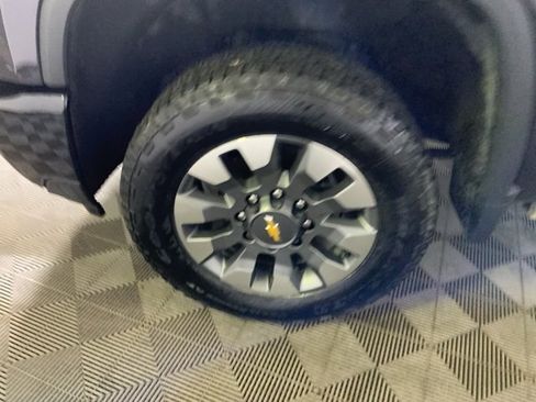 Used 2024 Chevrolet Silverado 2500 Custom w/ Custom Value Package image 42