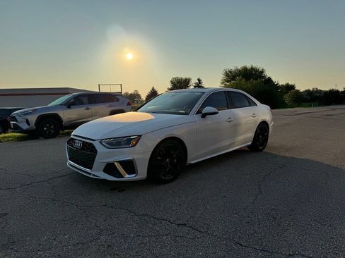 Used 2022 Audi A4 2.0T Premium Plus AWD/4WD image 11